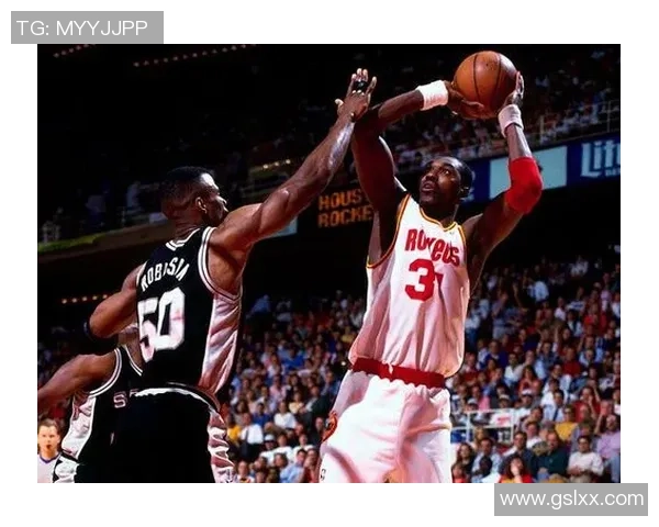 哈基姆·奥拉朱旺:从梦之队到NBA传奇中锋的辉煌与挑战